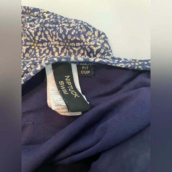 Nip Tuck Joanne Twist Front One Piece Swimsuit Navy Blue Gold Size 8 - Picture 6 of 7